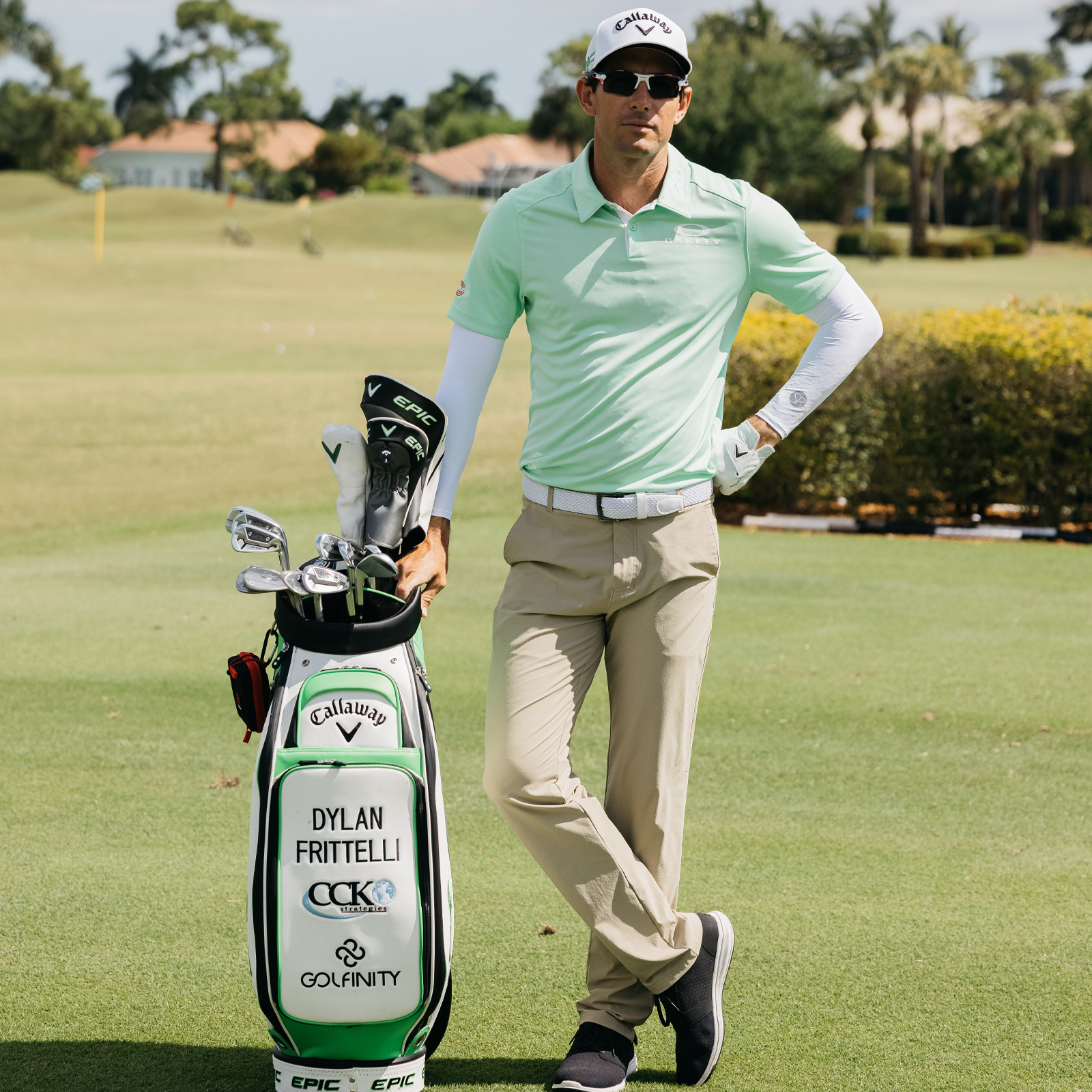 Image of PGA Pro Dylan Frittelli wearing SParms sun sleeves.